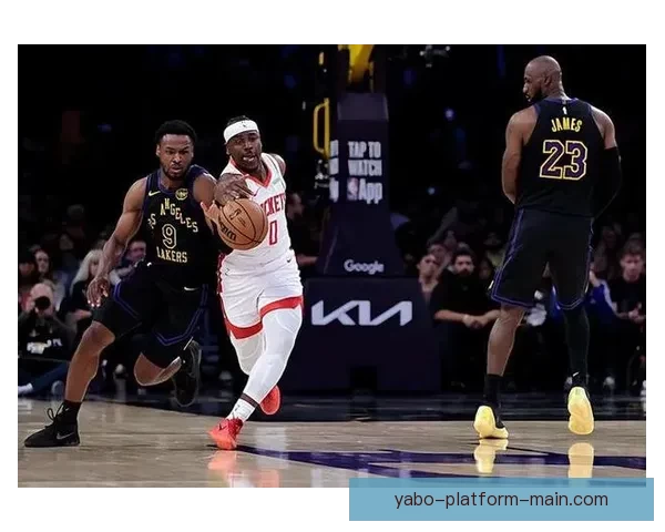 霍勒迪三分7记砍下30分开拓者力克快船 阿夫迪亚28分准三双小卡空砍28分